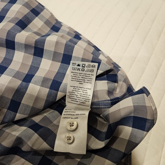 UNTUCKit Blue L/S Pomerol WF Button Up Shirt Check Plaid Large Wrinkle Free EUC - Picture 6 of 9